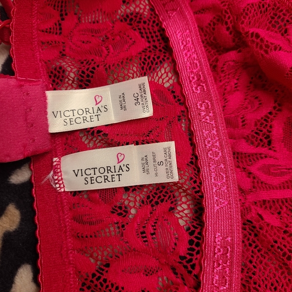 New Vtg Victoria's Secret Signature Lace Bra/ Panty Set 34C/sm - Picture 8 of 11